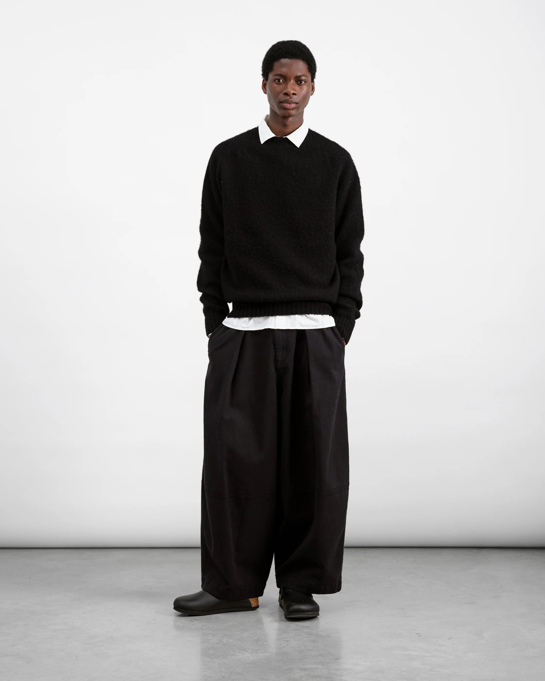 Black Deadbeat Trouser