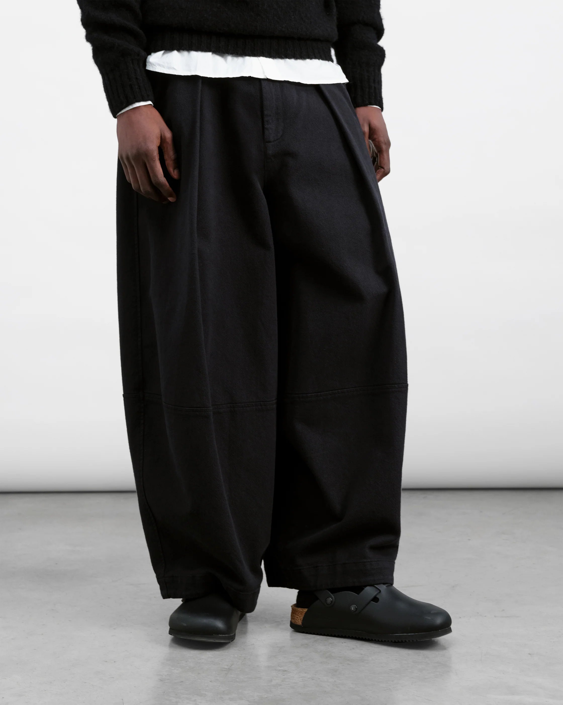 Black Deadbeat Trouser