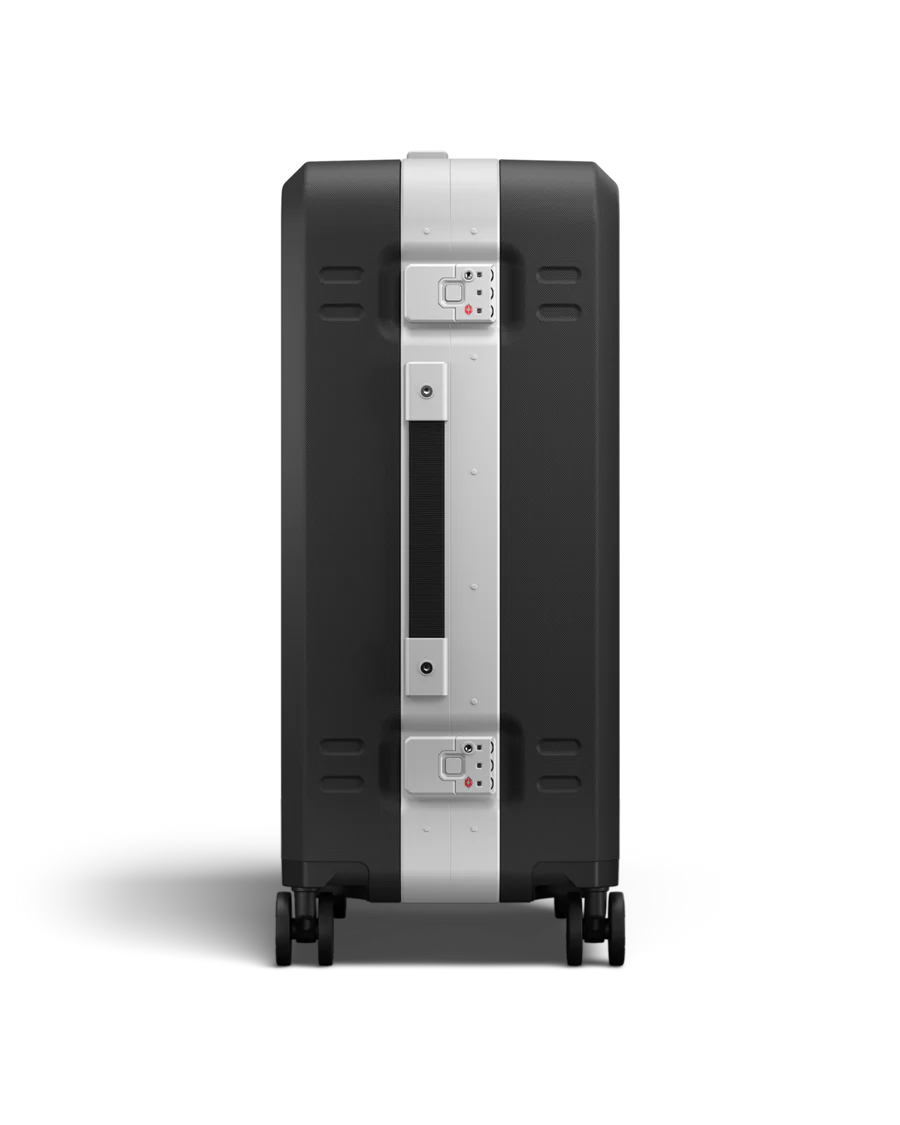 Silver Ramverk Pro Check-in Luggage Medium