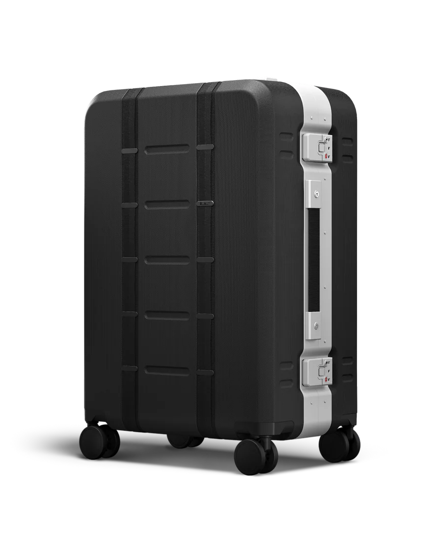 Silver Ramverk Pro Check-in Luggage Medium