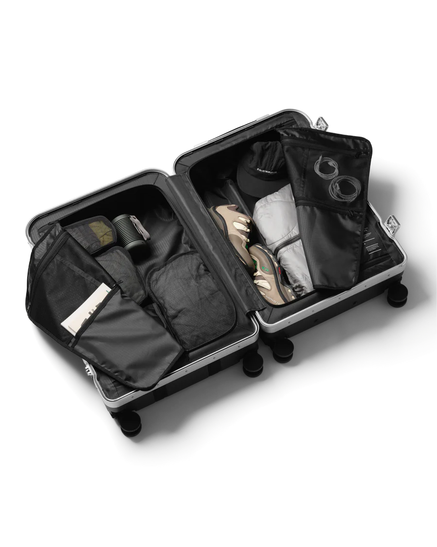 Silver Ramverk Pro Check-in Luggage Large