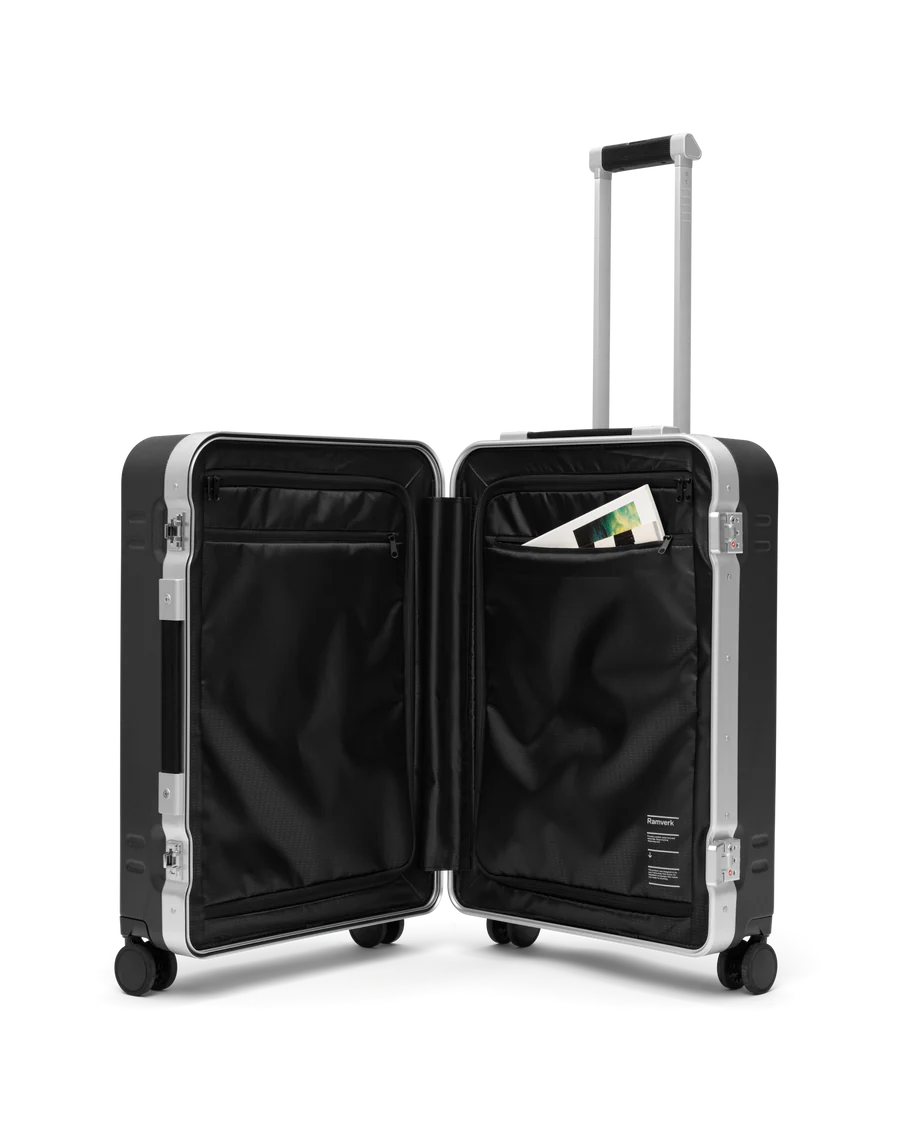 Silver Ramverk Pro Check-in Luggage Medium